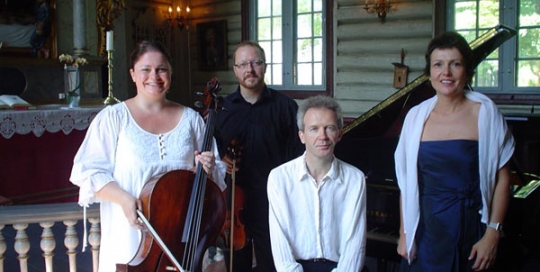 Grieg Trio 09 042